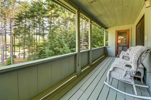 Terrace/patio - Official Seasons RMC Condo 13G - 2 Bedroom + Loft - sleeps 8 - No Fees (Bartlett)