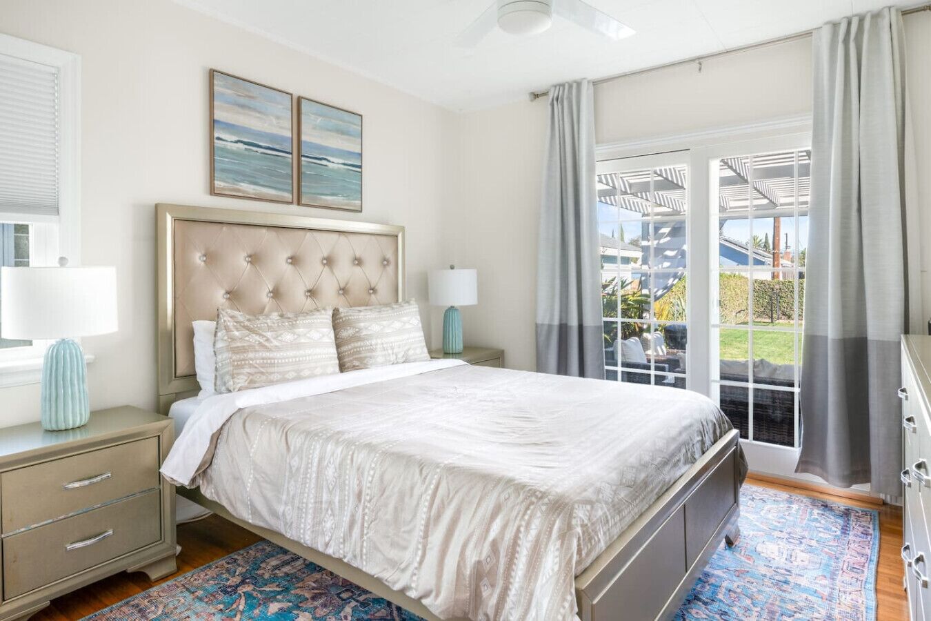 4 bedrooms, desk, iron/ironing board, travel cot