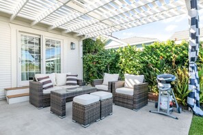 Terrace/patio - 3 Bed Home, A/C, Parking, Big Yard in Heart of SD (San Diego)