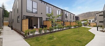 The Coronet Adventure Villa | Three Bedroom