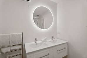 ヘアドライヤー