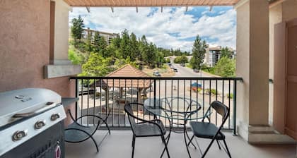 Comforts of Home! Studio With Full Kitchen - 210A