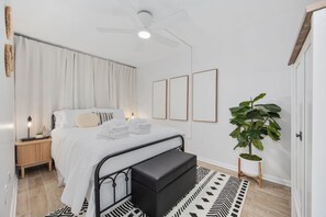1 Schlafzimmer, Bügeleisen/Bügelbrett, kostenloses WLAN, Bettwäsche