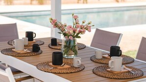 Outdoor dining - A perfect blend of tradition and modernity - Pet Friendly (Monopoli)
