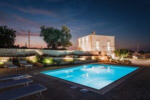 Pool - A perfect blend of tradition and modernity (Monopoli)