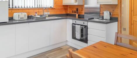 Fridge, oven, stovetop, toaster