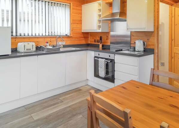 Fridge, oven, stovetop, toaster