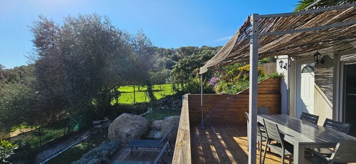 Mini villa T3 air-conditioned, sea view, cosy & modern