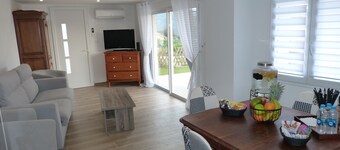 Mini villa T2 air-conditioned, sea view, cosy & modern