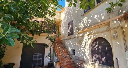 Charming T3 central and close to Cas'Aguilar beaches