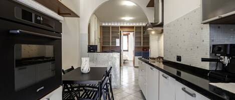 Ofen, Geschirrspüler