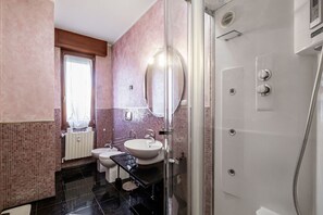 Regadera y bidet 