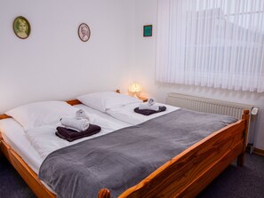 2 dormitorios y Internet