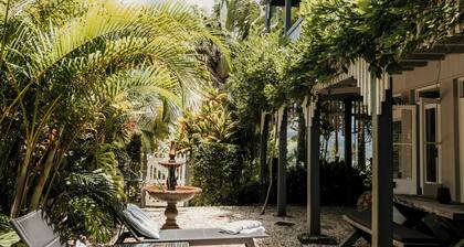 The Glenelg Whole Residence (8 persons)