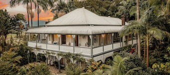 The Glenelg Whole Residence (8 persons)