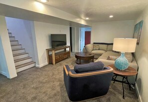 TV, fireplace, offices
