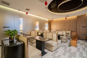 Breakfast area - Beijing Yihai Culture Hotel (Beijing)