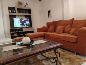 Smart TV - House with 4 bedrooms for 10 people with all the comfort you need! (Asunción)