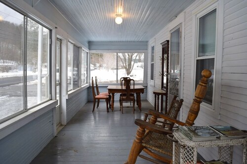 DoubleDiamond Ski Lodge near Killington, Pico, Sugarbush, Mad River Glen