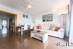 TV - 1st Line from the Beach, Views, Pool, Parking  REF027 (Torremolinos)
