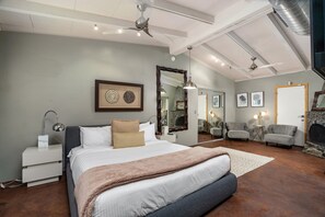 4 habitaciones, tabla de planchar con plancha y wifi gratis 