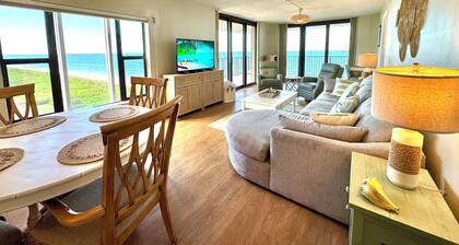 Direct oceanfront, corner balcony - amazing views ocean to river! On the beach!