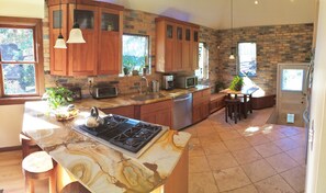 Fridge, microwave, oven, stovetop - 6-Bedroom Masterpiece in the Historic District (Salt Lake City)