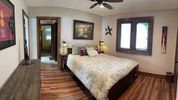 6 bedrooms, iron/ironing board, travel crib, WiFi