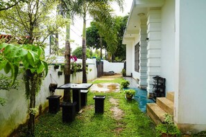 Exterior - One 8 Mirissa (Matara)