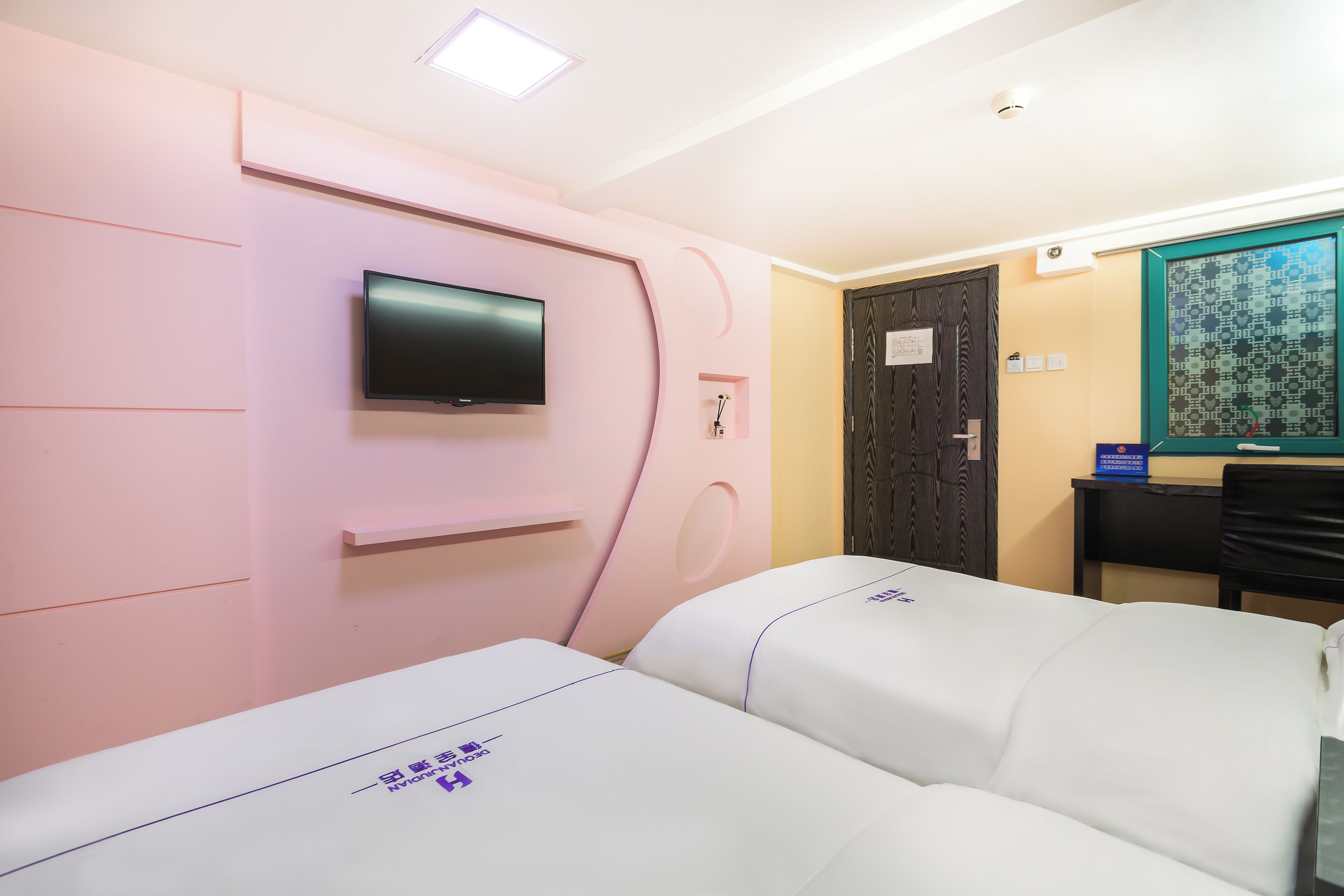 Foto - Dequan Railway Station Hotel, near SOLANA