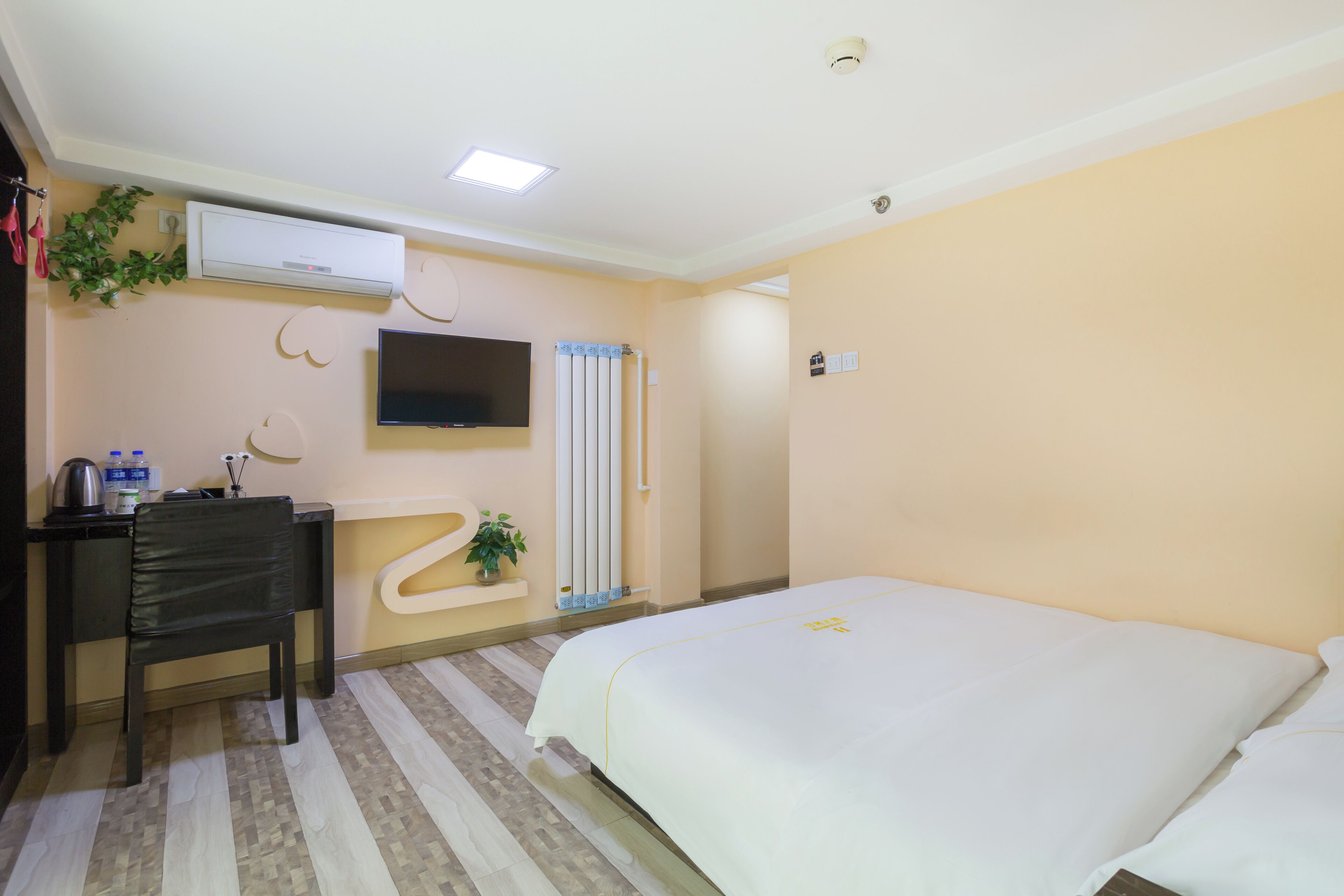 Foto - Dequan Railway Station Hotel, near SOLANA