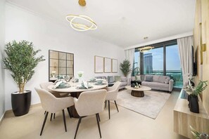 Dining - Stunning 2BR |Burj Khalifa View|Dubai Mall Tunnel (Dubai)