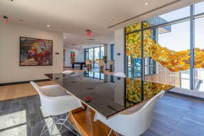 Dining - Blueground | East Boston, art & pool, nr park (Boston)