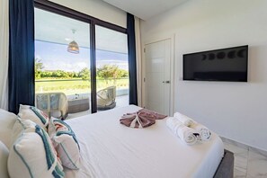 2 bedrooms, bed sheets
