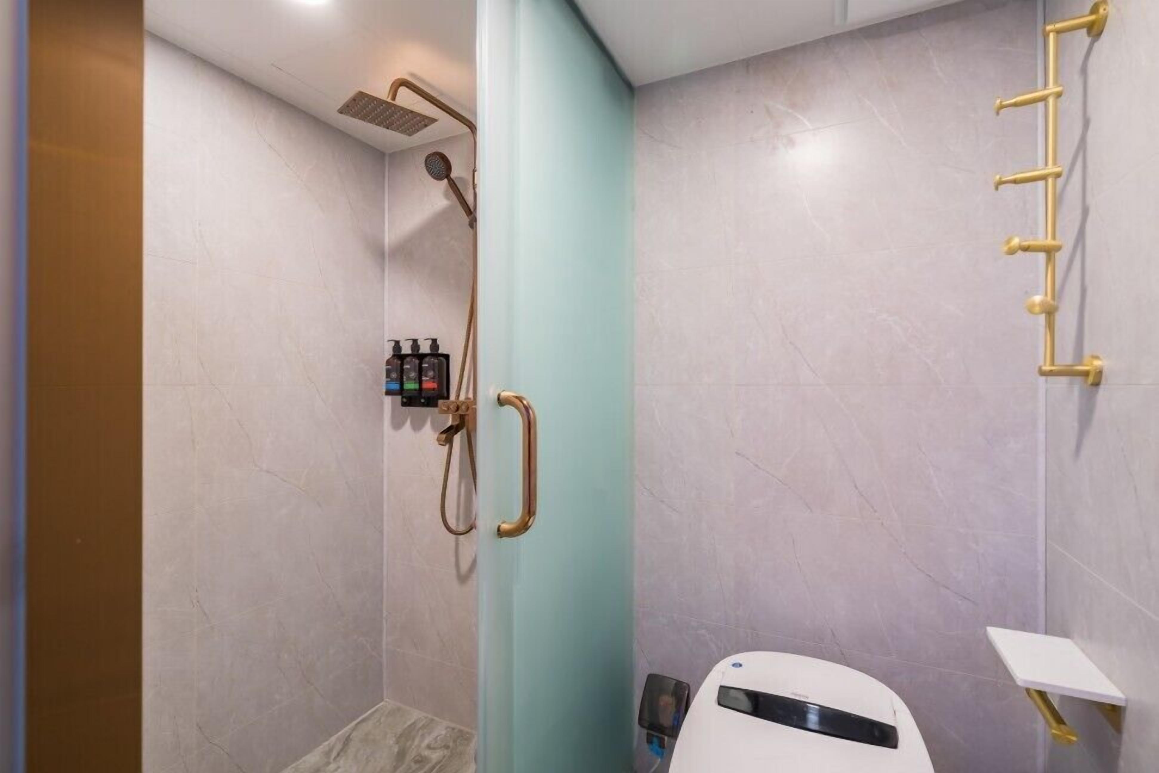Photo - Dequan Luxury Huayuan Hotel, near SOLANA
