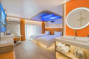 Ropa de cama de alta calidad, decoración personalizada y wifi gratis