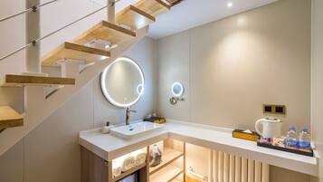 Comfort Double Room, 1 King Bed | Premium bedding, free minibar, free WiFi, individually decorated