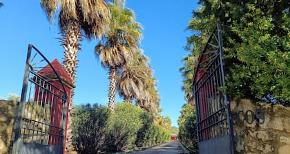 Mazuecos Rural House - Beautiful 3 bedroom finca in Sevilla