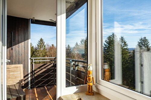 Ferienwohnung 'Fuchsenstein-Foxy' mit Bergblick, Gemeinschaftsgarten und Balkon