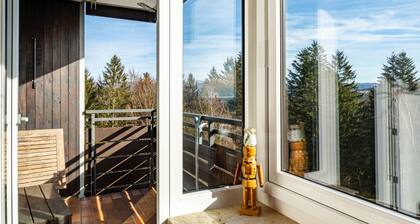 Ferienwohnung 'Fuchsenstein-Foxy' mit Bergblick, Gemeinschaftsgarten und Balkon