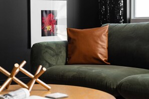 Imagen sin descripción, 4 de 50, botón