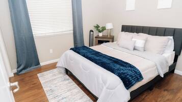 4 makuuhuonetta, Wi-Fi, vuodevaatteet