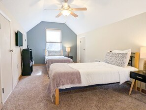 3 chambres, bureau, fer et planche à repasser, Wi-Fi gratuit