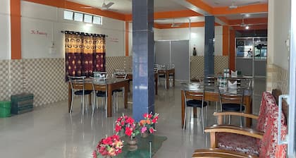Hotel Aditya Palace