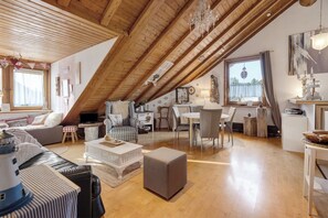 Fernseher, Stereoanlage