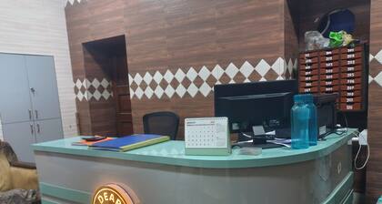 Dear Hotel