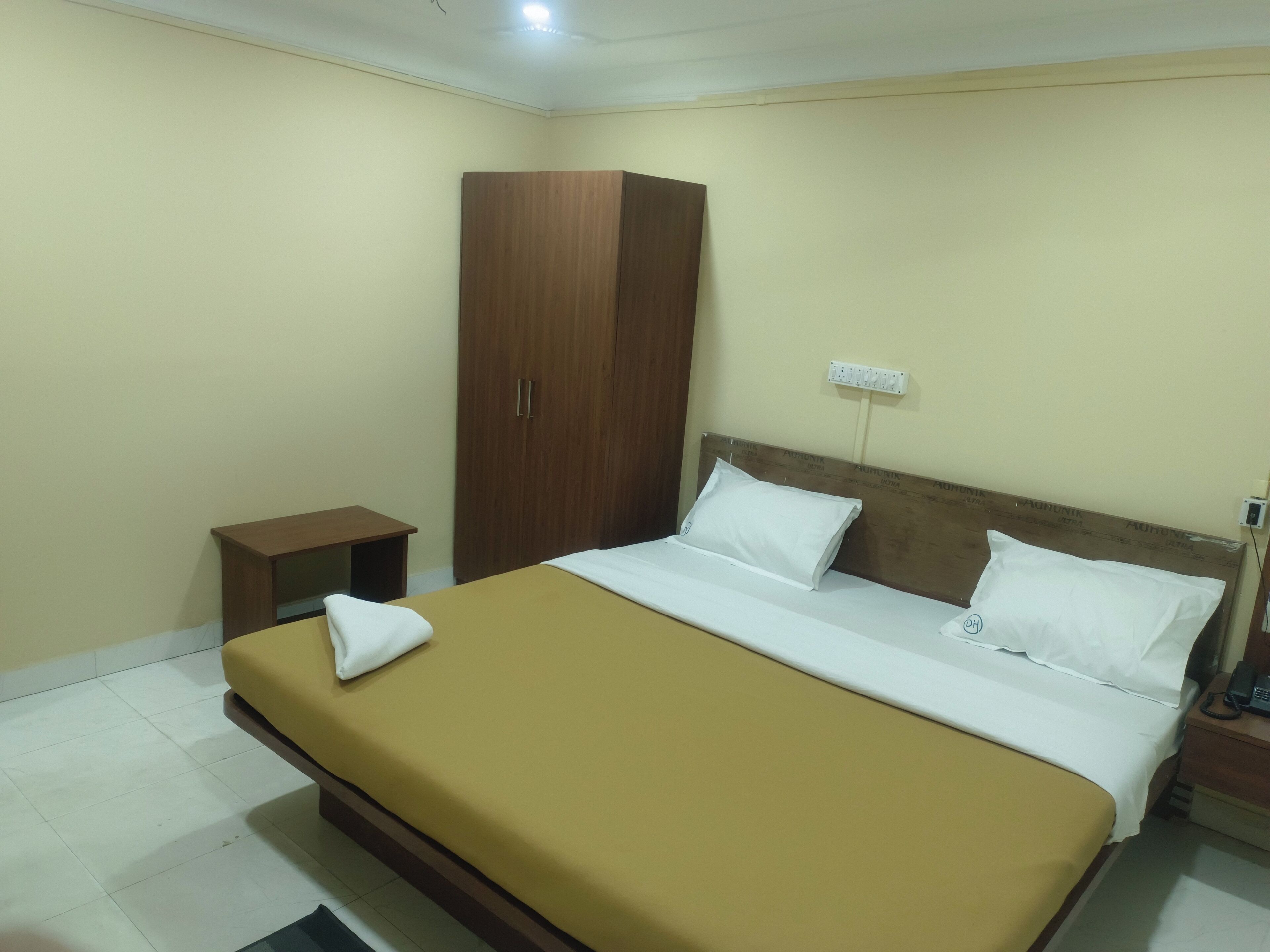 Deluxe Room | Free WiFi