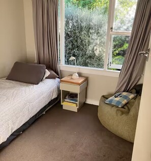 3 室のベッドルーム、WiFi、ベッドシーツ