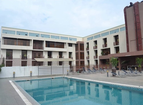 South Star International Hotel