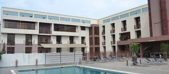 โรงแรมเซาท์สตาร์อินเตอร์เนชันแนล